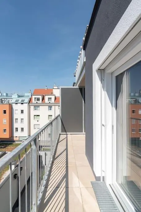 Apartment Ferienwohnung Neu Und Hell In Zentraler Ruhelage Mit Parkplatz Wien