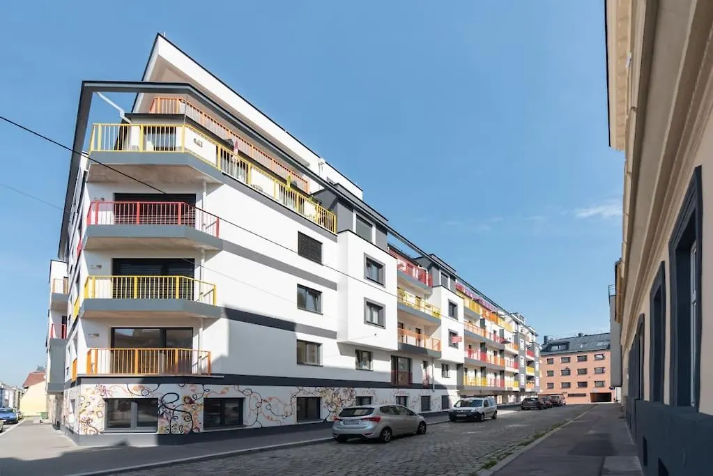 Apartment Ferienwohnung Neu Und Hell In Zentraler Ruhelage Mit Parkplatz Wien Österreich