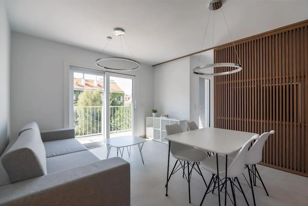 Neu Und Hell In Zentraler Ruhelage Mit Parkplatz Apartment Vienna